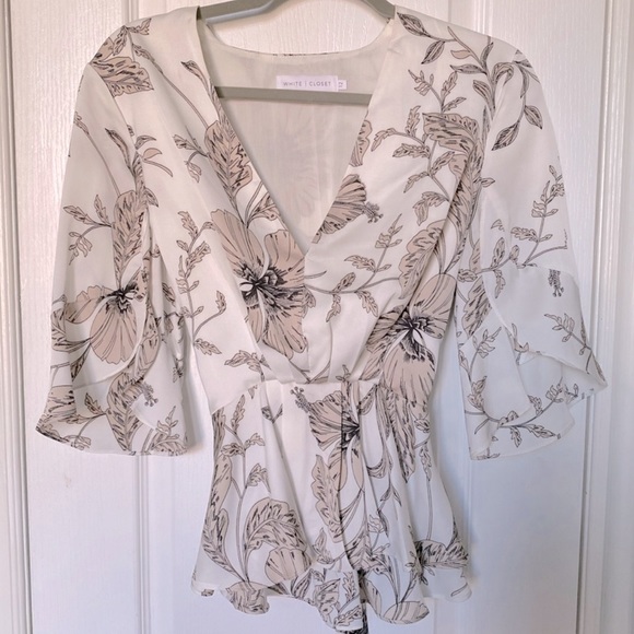 Beige and white floral blouse - Picture 1 of 5